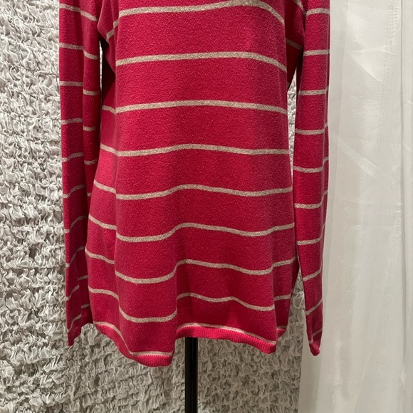 BANANA REPUBLIC PINK AND GRAY STRIPE LONG SLEEVE T—SHIRT SIZE L - Picture 4 of 12